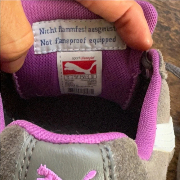 Puma sneakers grey and purple like new size 8.5 - Picture 9 of 12